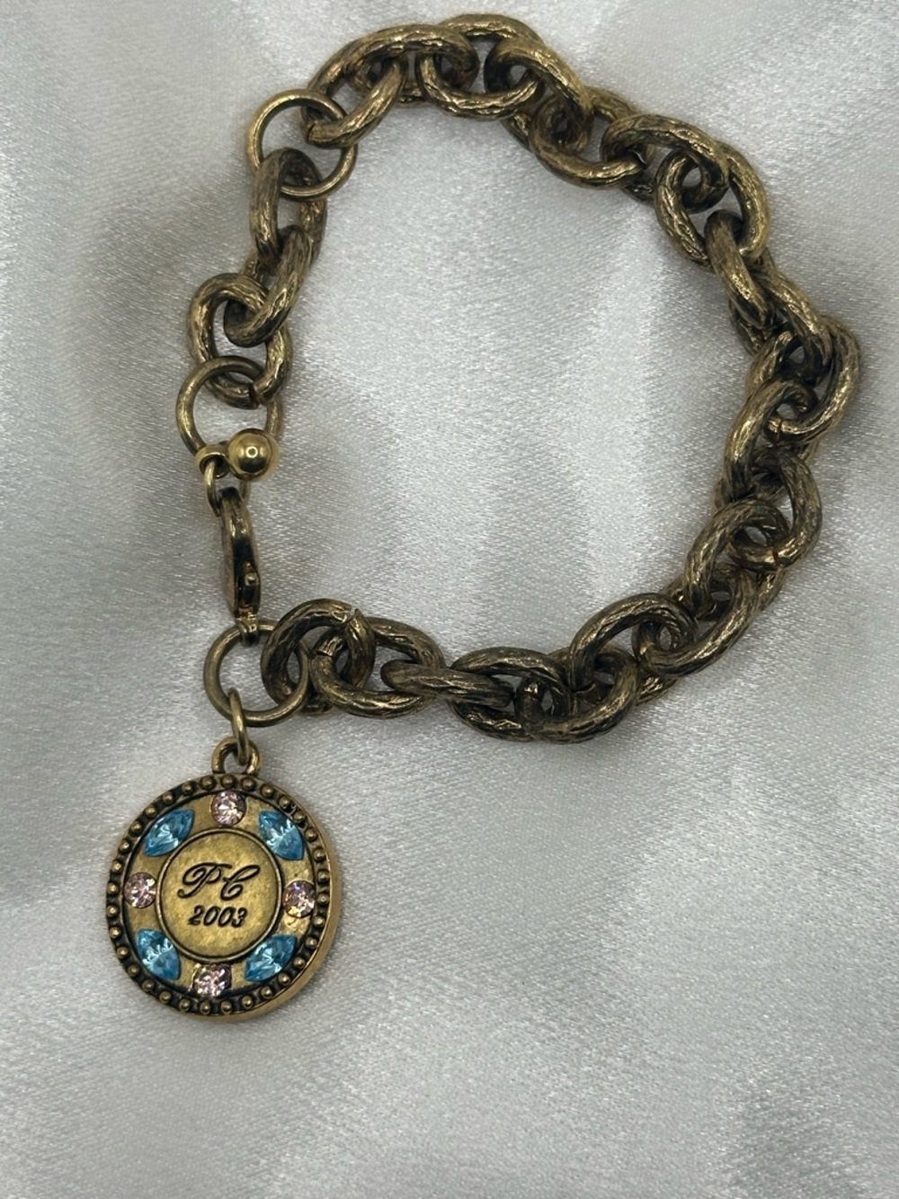 Vintage Avon 2002/2003 President’s Club Charm Bracelet